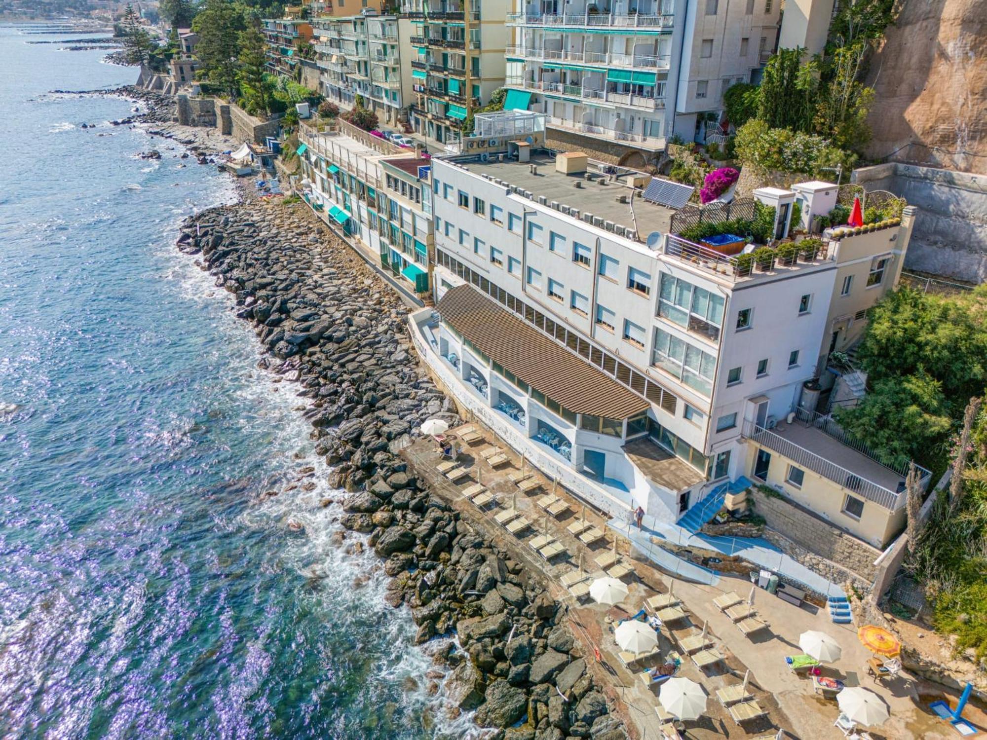 Hotel La Perla Del Capo Ospedaletti Dış mekan fotoğraf